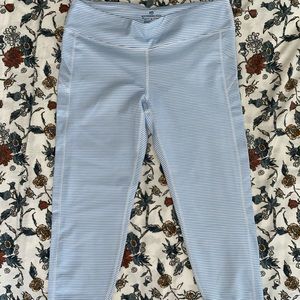 Stripped Southern Tide crop leggings